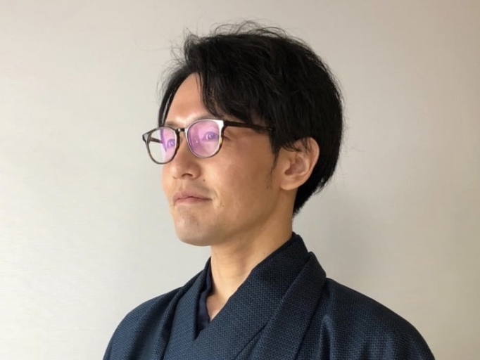 岡英介さん